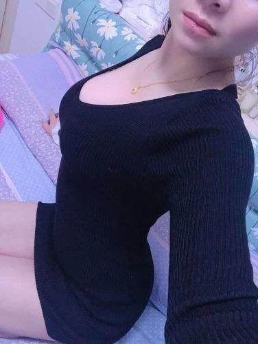 服务系艳儿